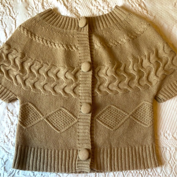 ✨excellent shape✨ Beautiful Tan Lambswool Buttonup Sweater - MED - Picture 1 of 9